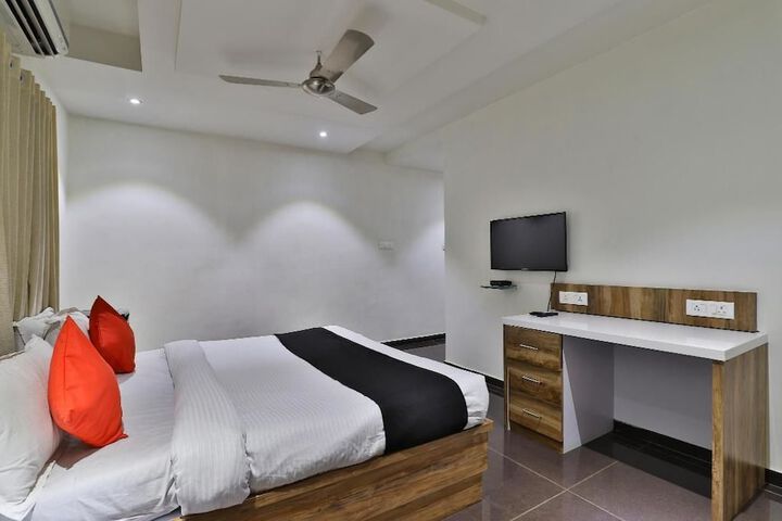 Room 14 of 53