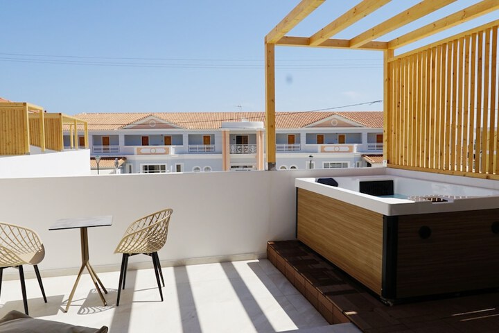 Terrace/Patio 73 of 184