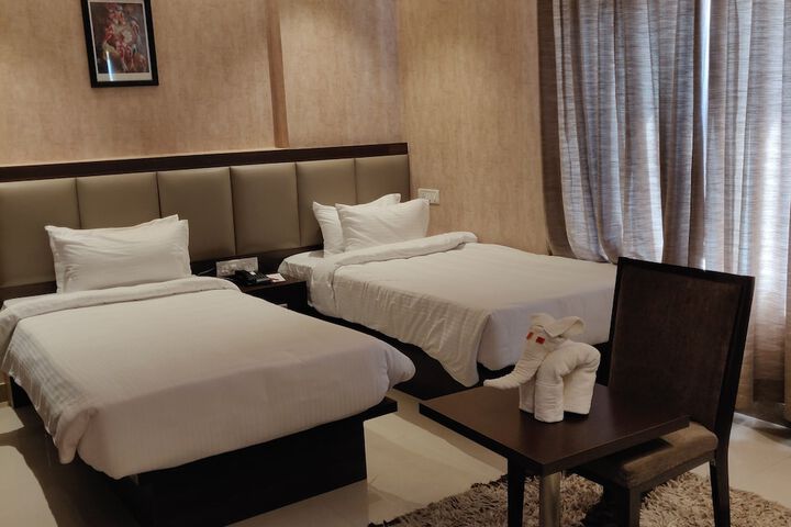 Room 30 of 64