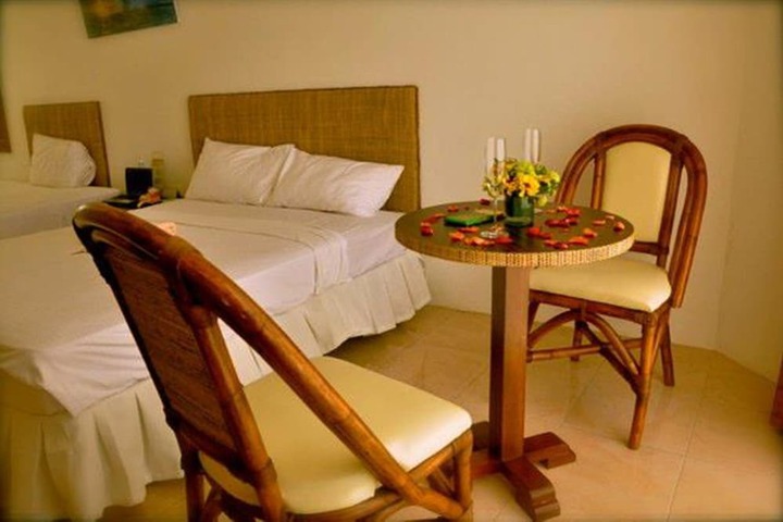 Room 4 of 39
