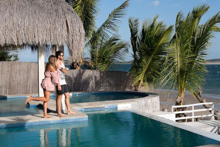Hotel Pool