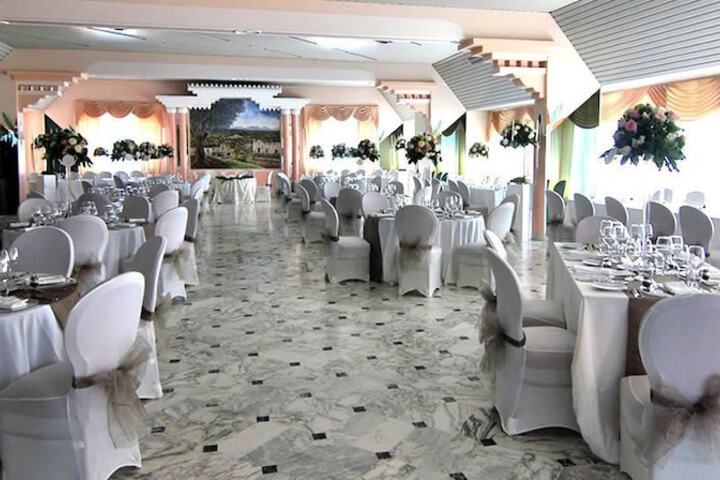 Dining Photos