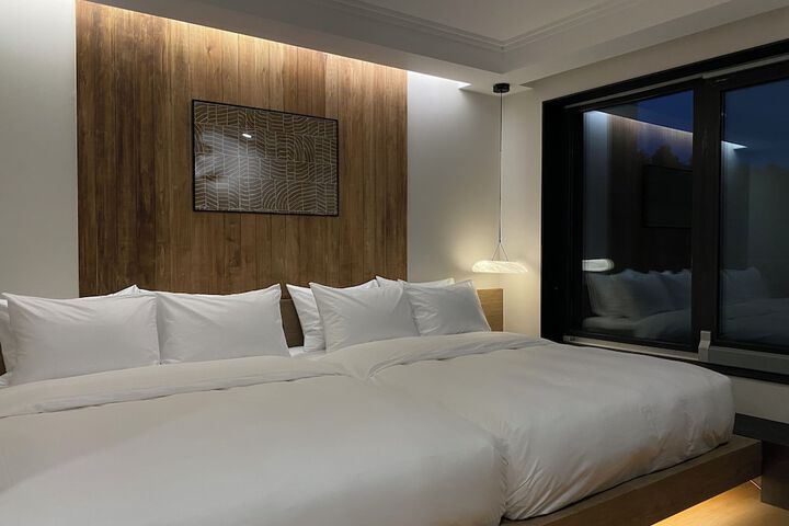 Room 19 of 56