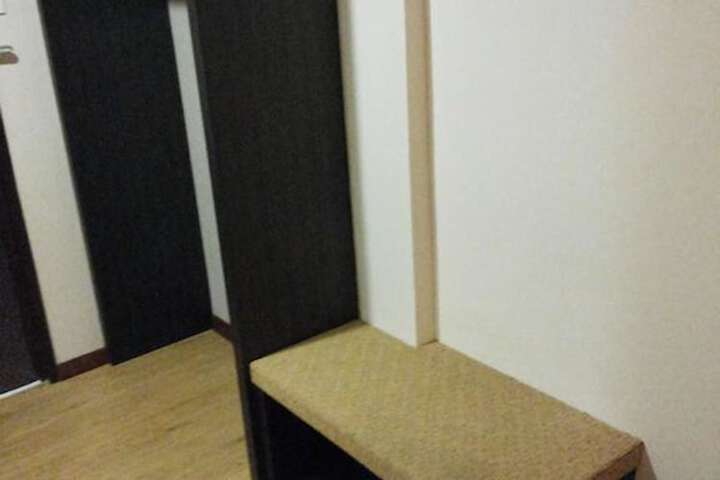 Room 10 of 26