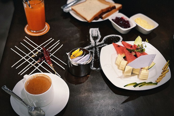 Breakfast/Coffee Service 27 of 39