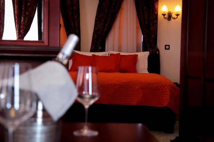Room 2 of 15