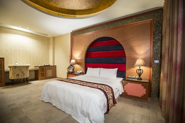 Room 13 of 67