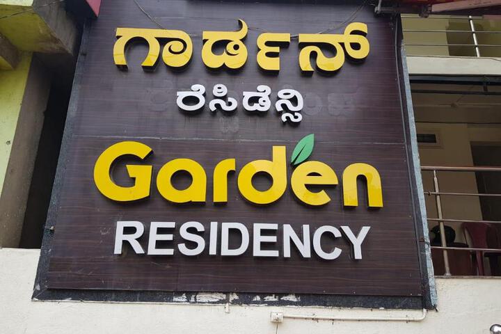 Hotel Garden residency