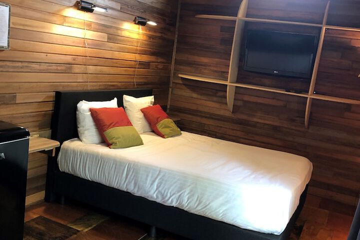 Room 18 of 58