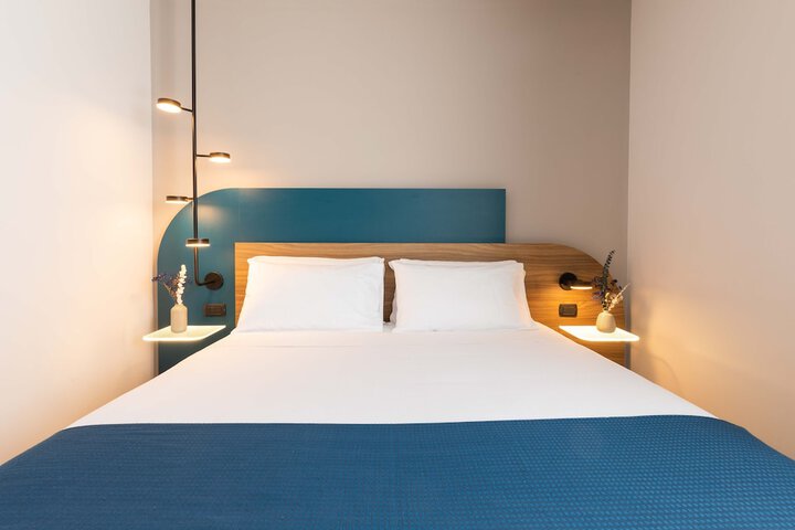 Room 12 of 49