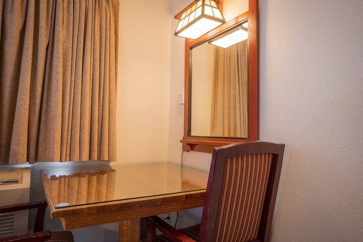 Room 15 of 73