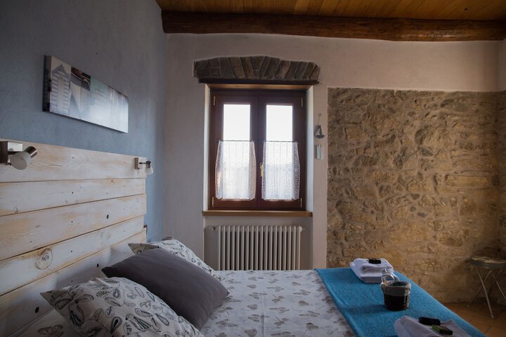Room 8 of 54