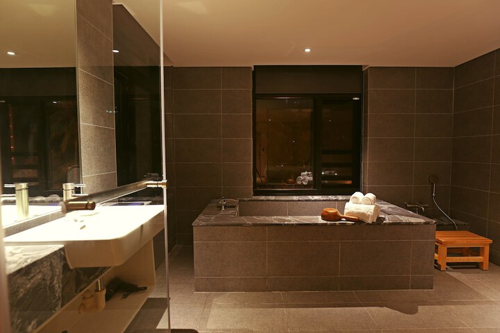 Room 21 of 41