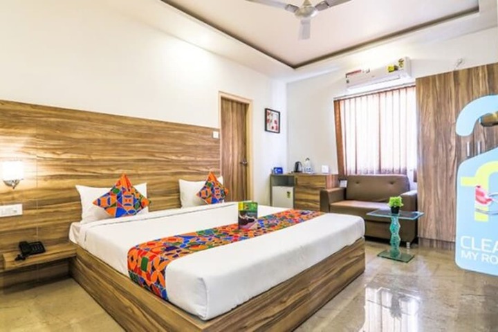 Fabhotel Vs Suites & Inn