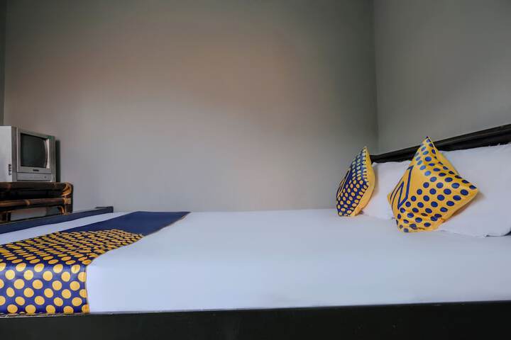 Room 8 of 26