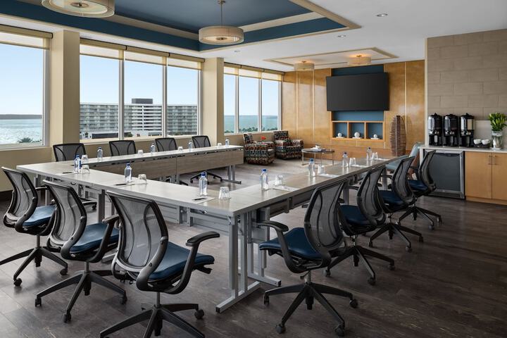 Meeting facility