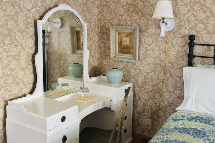 Room 21 of 52