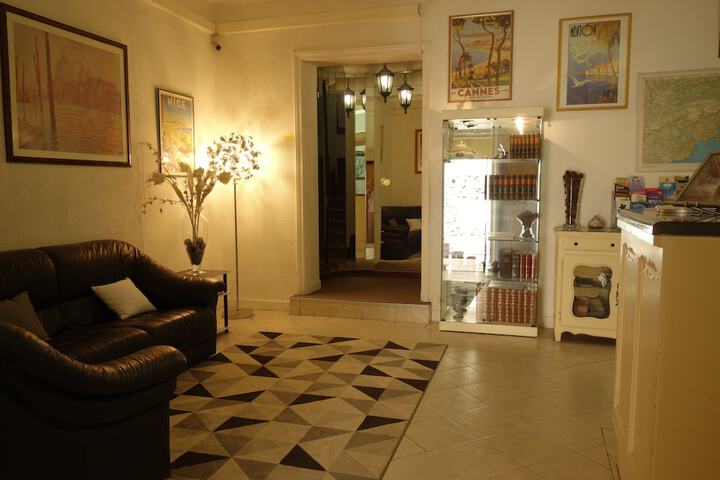 Lobby sitting area