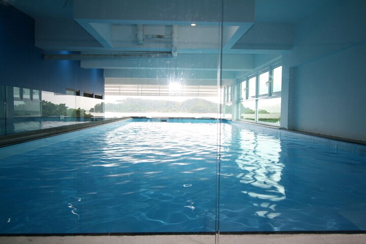 Pool 18 of 26