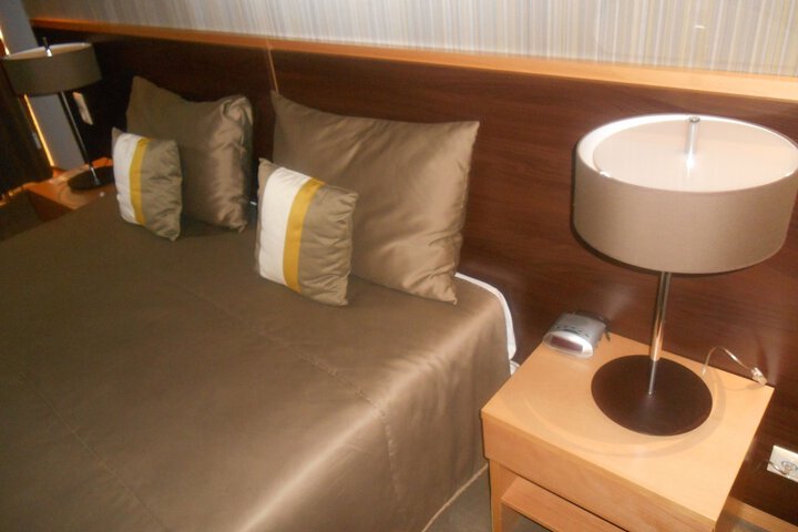 Room 5 of 36