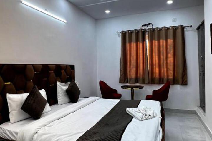 Hotel Trending Stay
