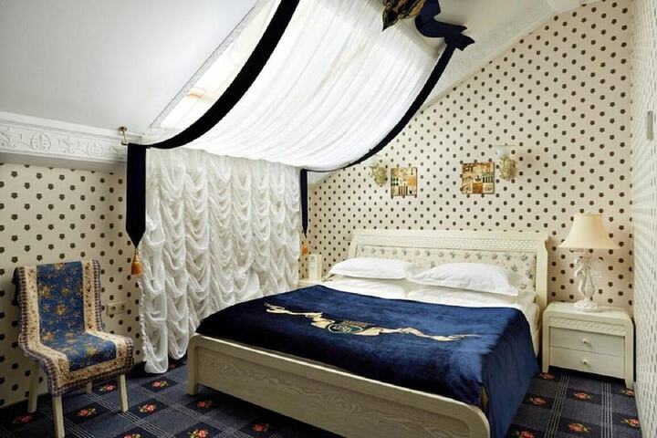 Room 40 of 91