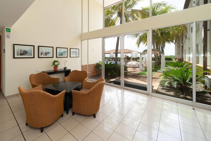 Guest Lobby
