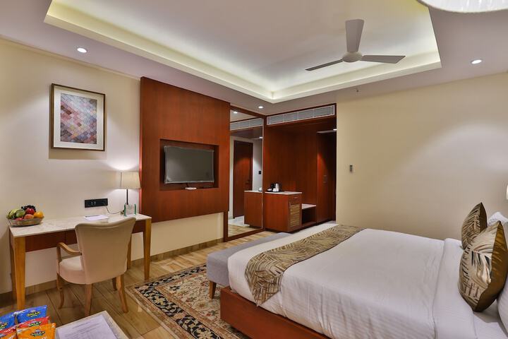 Room 15 of 23