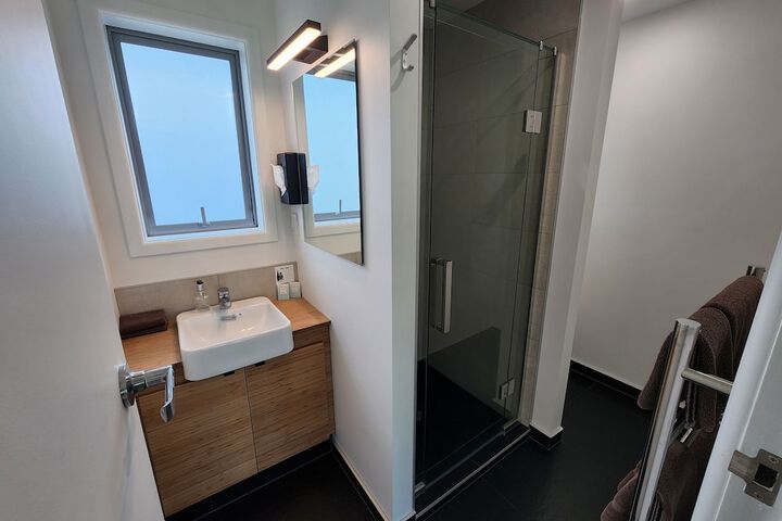 Room 27 of 47