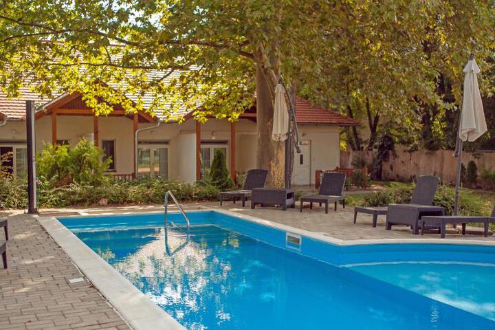 Platán Garden & Rooms Zamárdi - volt Hotel Platán