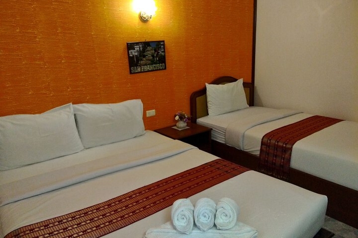 Room 19 of 66
