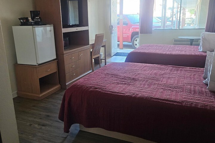 Room 15 of 41