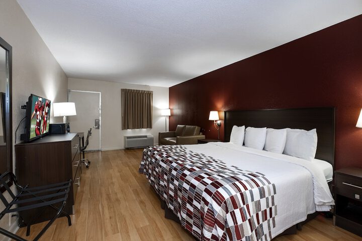 Superior King Bed (1 of 12)