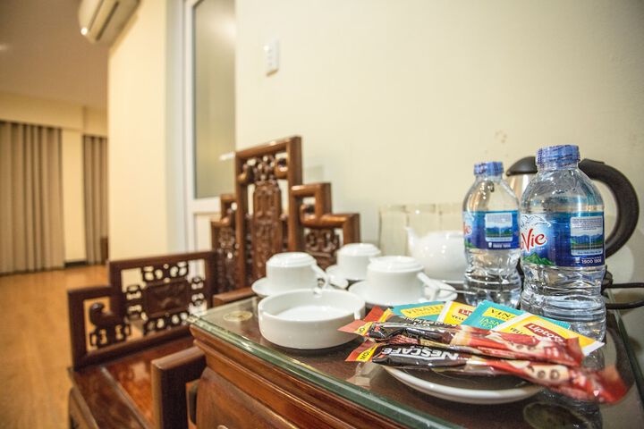 Breakfast/Coffee Service 30 of 51