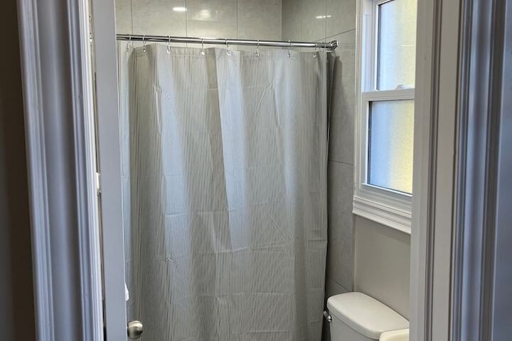 Room 18 of 21