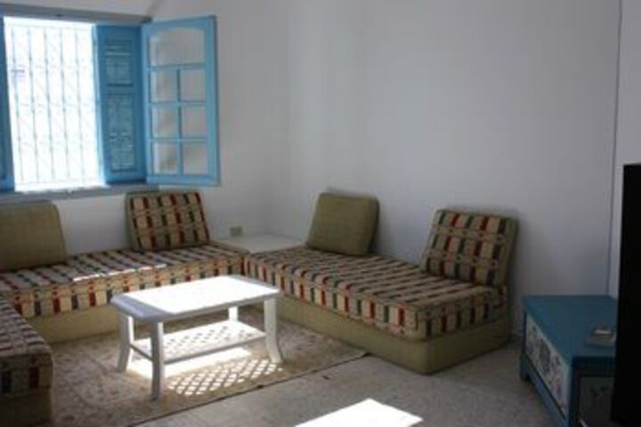 Room 14 of 19