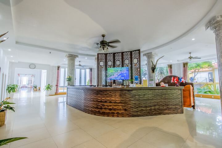 Hotel Interior 2 of 39