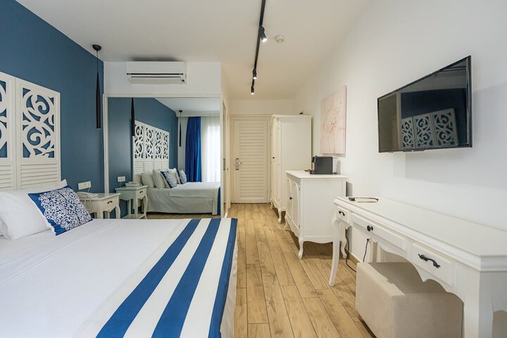 Room 9 of 152