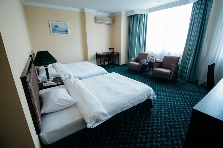 Room 7 of 43