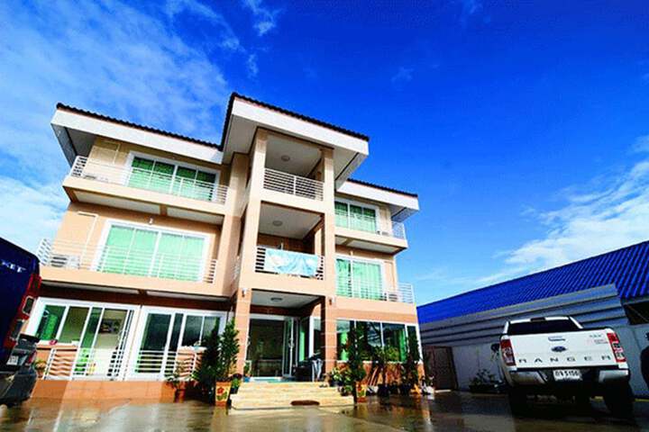 Exterior of Laksasuk House