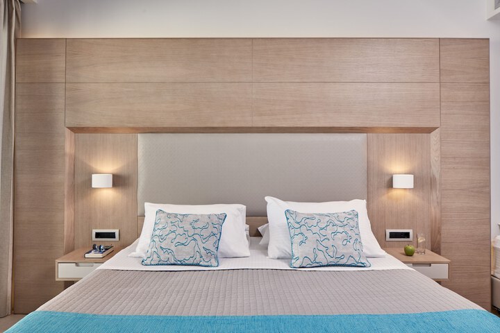 Room 4 of 47