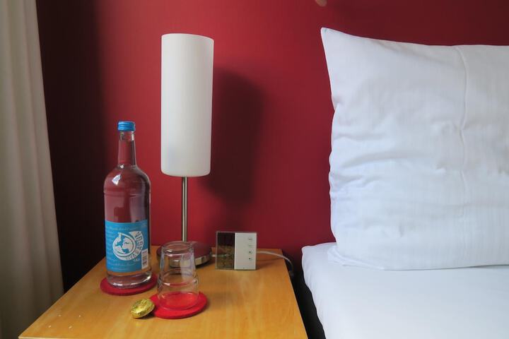 Room 13 of 47