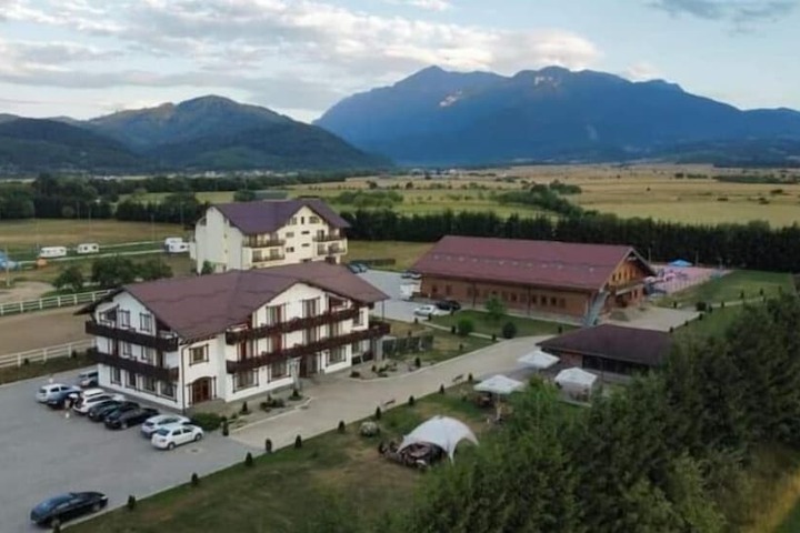 Hotel 17 of 19