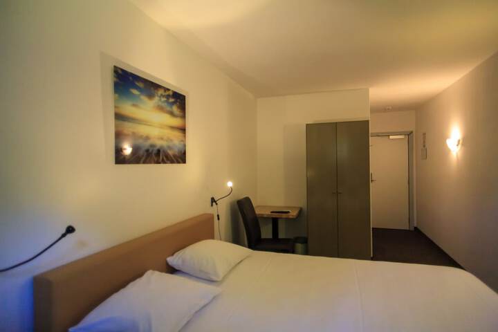 Room 20 of 43