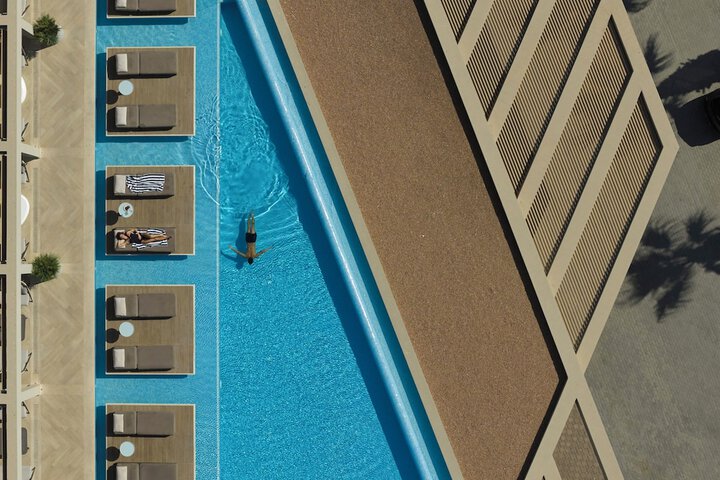 Pool 69 of 180