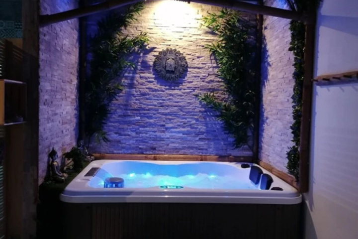 Pool 8 of 11