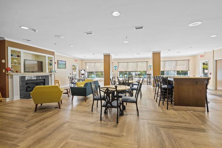 Breakfast area