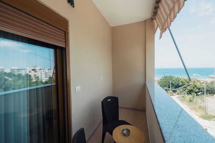 Terrace/Patio 67 of 110
