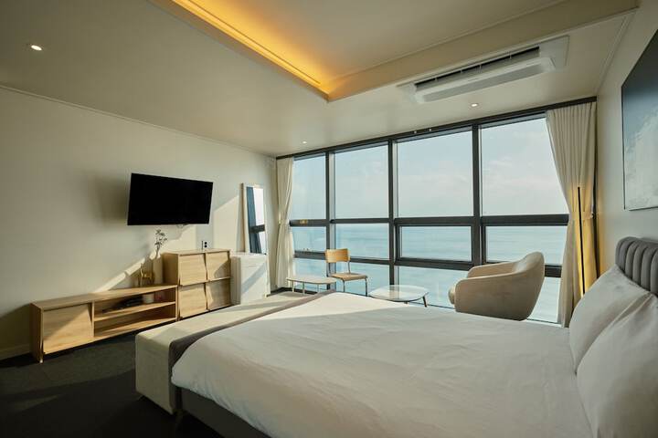 Room 62 of 224