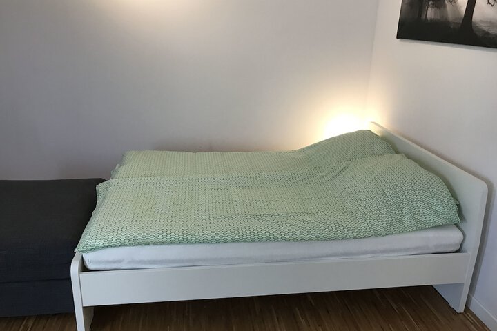 Room 6 of 130